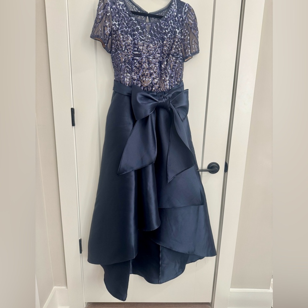 R&M Richards Size 6 Navy Blue Sequin Evening Formal High Low Dress.Has pockets!!
